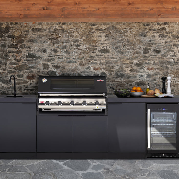 Cabinex Classic Kitchen paired with BeefEater S3000E Series Grill